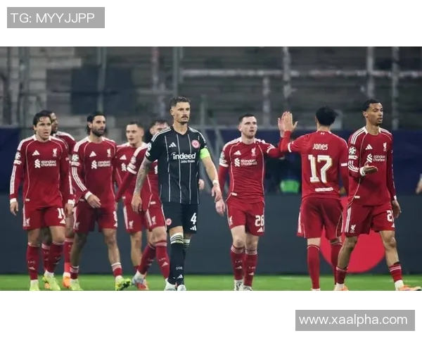 汉堡主场大胜法兰克福，全队势为夺冠势头劲，球迷欢呼雀跃